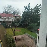 White House Warsaw Okecie Cyprysowa 11